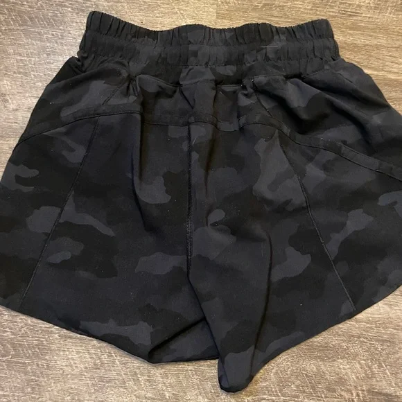 lululemon athletica Black Camouflage Athletic Shorts - Picture 2 of 4